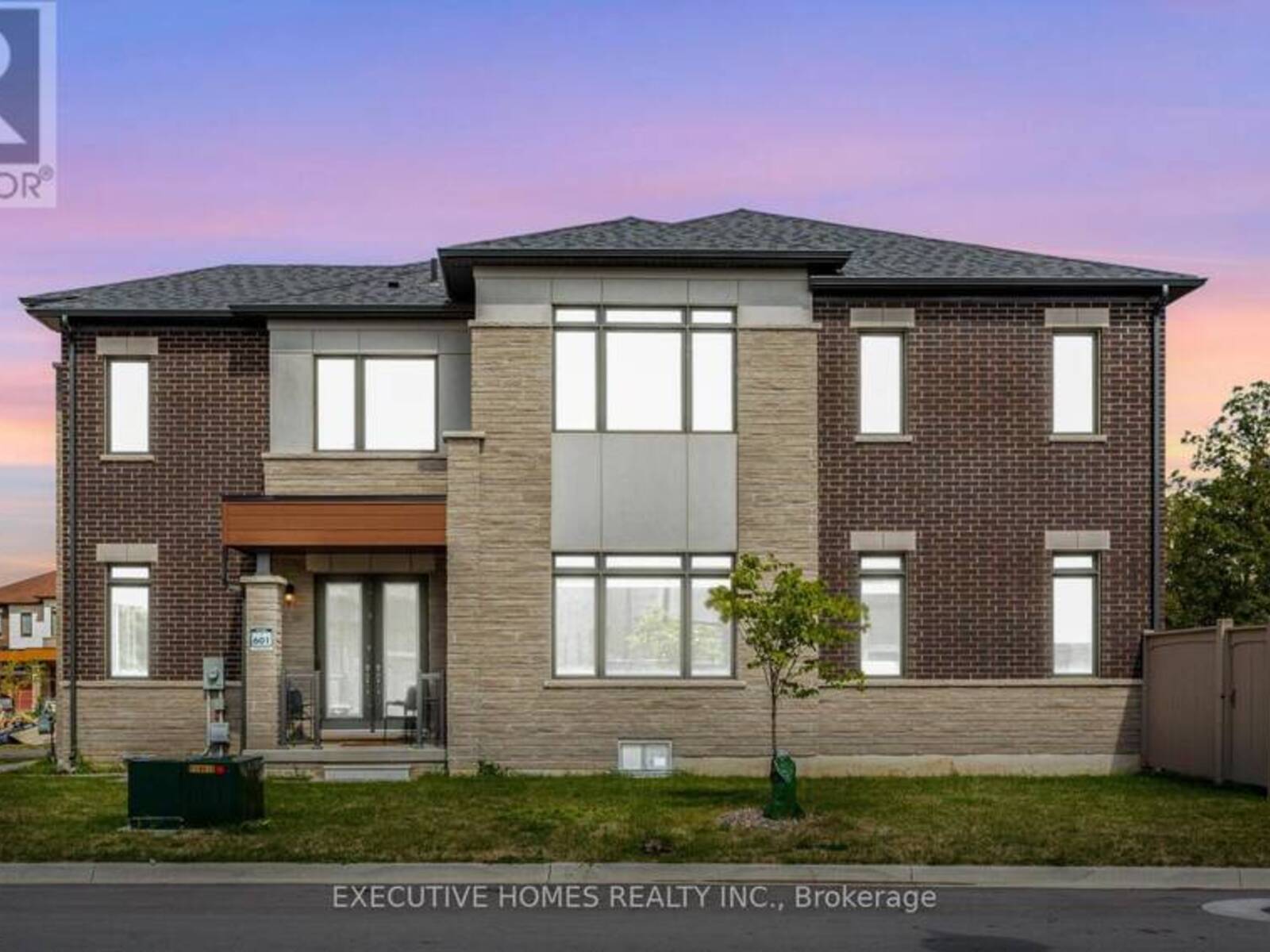 77 POND VIEW GATE, Hamilton, Ontario L8B 2A1