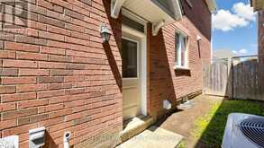 208 CORNELL PARK AVENUE | Markham Ontario | Slide Image Twenty-three
