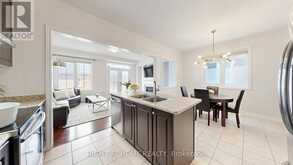 208 CORNELL PARK AVENUE | Markham Ontario | Slide Image Five
