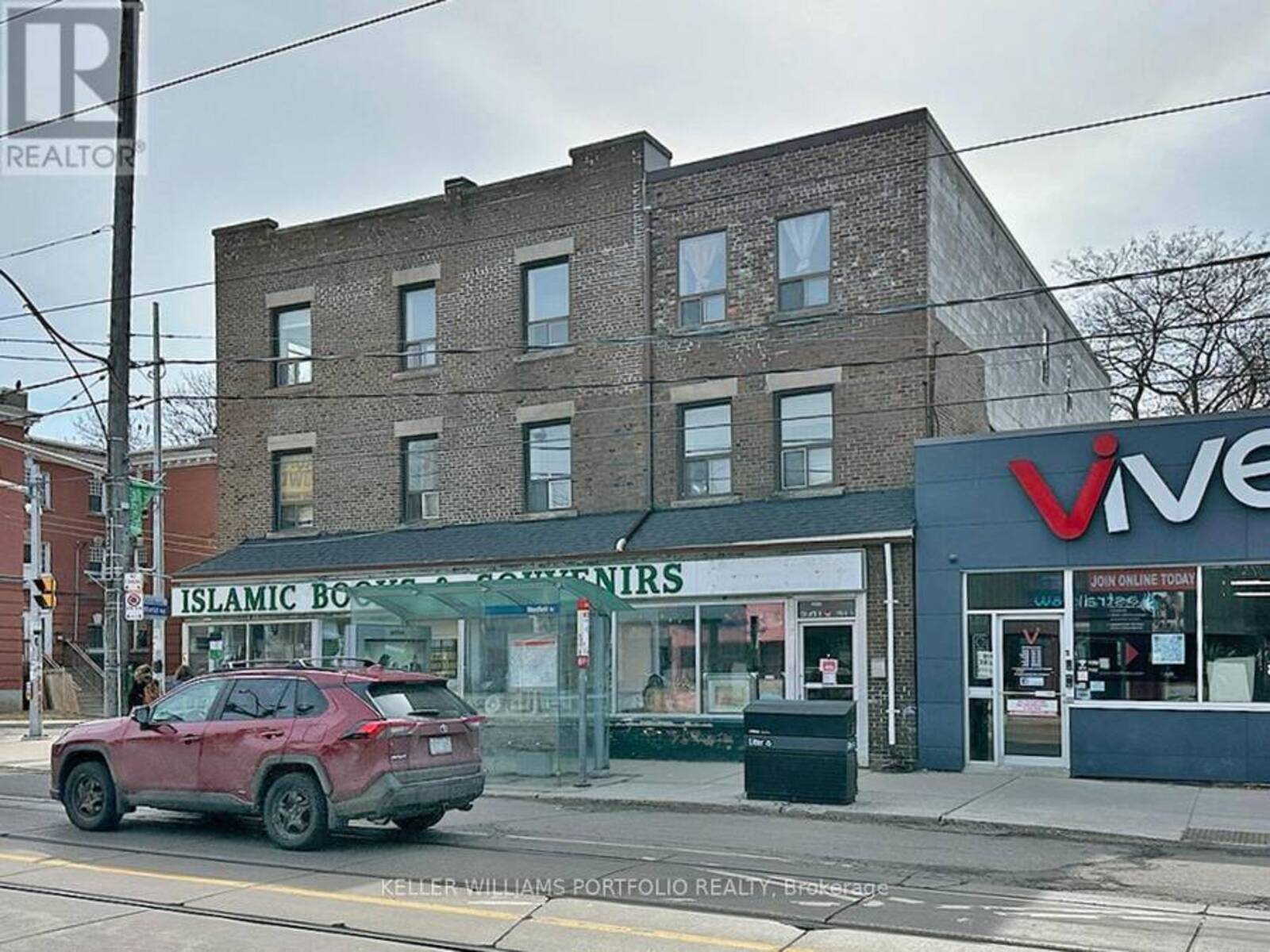 1395 GERRARD STREET E, Toronto, Ontario M4L 1Z3
