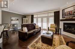 10 - 435 WINCHESTER DRIVE | Waterloo Ontario | Slide Image Eight