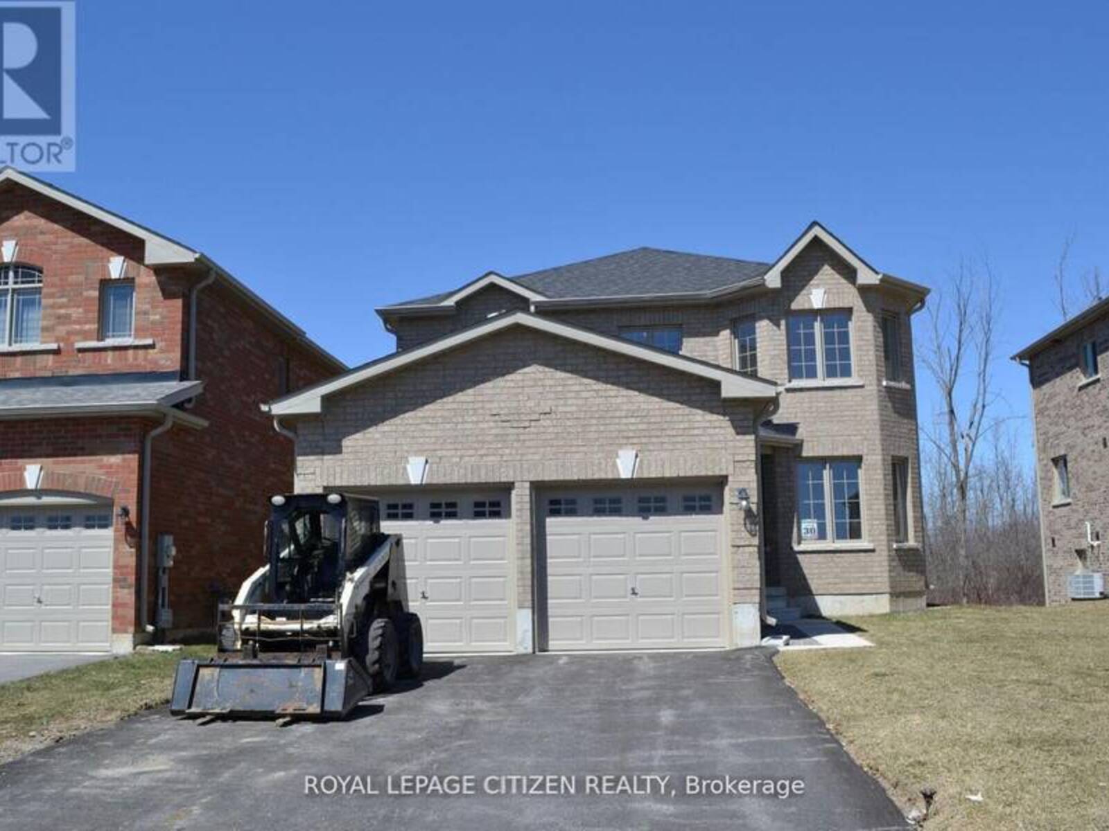 41 CAREW BOULEVARD, Lindsay, Ontario K9V 0P7