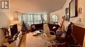 1061 BATHURST STREET | Toronto Ontario | Slide Image Twelve