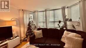 1061 BATHURST STREET | Toronto Ontario | Slide Image Fourteen