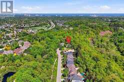 1227 RIVERBANK WAY | Oakville Ontario | Slide Image Three