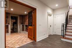 2096 LAKESHORE ROAD E | Oakville Ontario | Slide Image Thirty-five