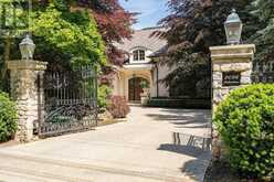 2096 LAKESHORE ROAD E | Oakville Ontario | Slide Image One