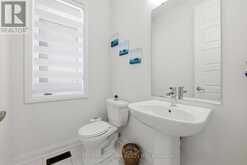 194 FERRAGINE CRESCENT | Bradford West Gwillimbury Ontario | Slide Image Nine
