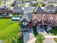 60 SUCCESSION CRESCENT | Barrie Ontario | Slide Image Thirty-five