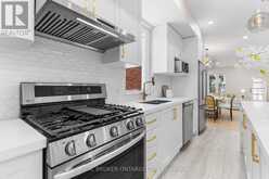 806 GLADSTONE AVENUE | Toronto Ontario | Slide Image Thirteen