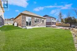 11 SPRUCESIDE DRIVE | Bobcaygeon Ontario | Slide Image Ten