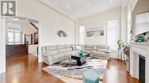 40 HACKETT STREET | East Gwillimbury Ontario | Slide Image Five