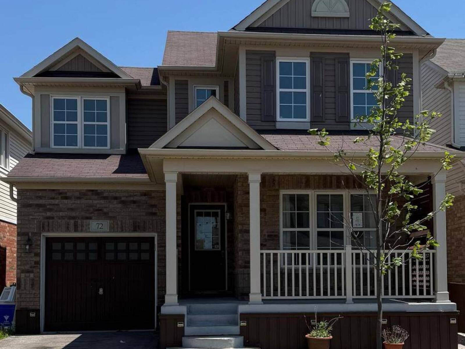 72 HOLLAND CIRCLE, Cambridge, Ontario N3C 0E3