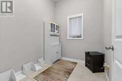 105 ARLINGTON PARKWAY N | Paris Ontario | Slide Image Eleven
