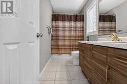 105 ARLINGTON PARKWAY N | Paris Ontario | Slide Image Thirty-seven