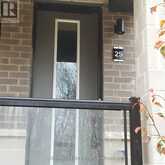 25 - 40 KNOTSBERRY CIRCLE | Brampton Ontario | Slide Image Three