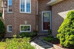 63 MASTERS DRIVE | Barrie Ontario | Slide Image Three