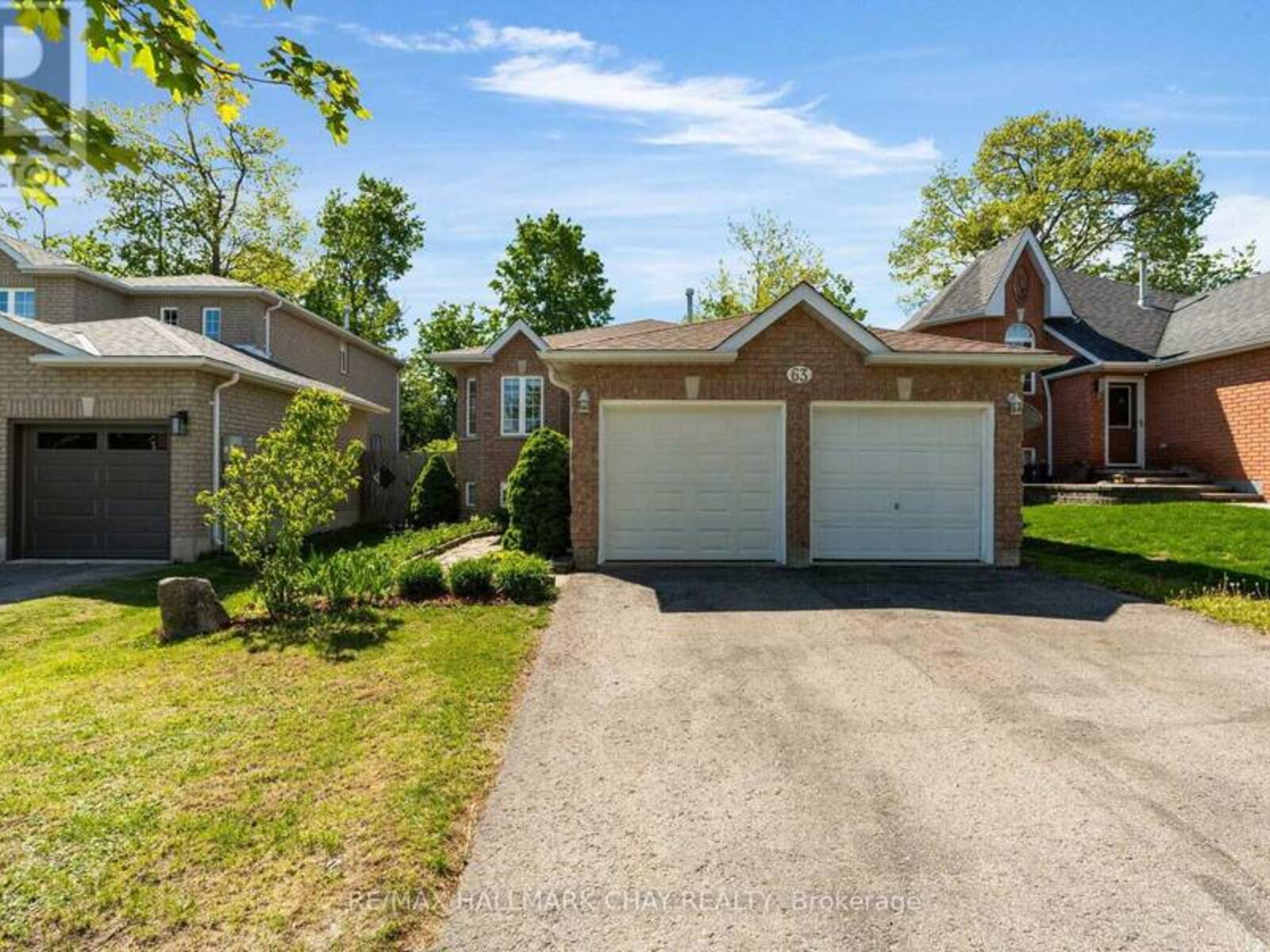 63 MASTERS DRIVE, Barrie, Ontario L4M 6W9