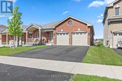 14 HEWSON STREET | Penetanguishene Ontario | Slide Image Six
