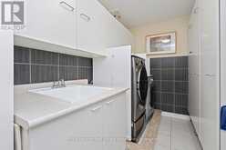 20 - 4135 SHIPP DRIVE NE | Mississauga Ontario | Slide Image Thirty-five