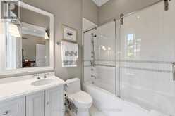 19 AWESOME AGAIN LANE | Aurora Ontario | Slide Image Twenty-three