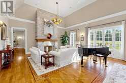 19 AWESOME AGAIN LANE | Aurora Ontario | Slide Image Six