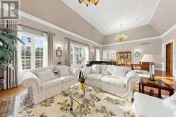 19 AWESOME AGAIN LANE | Aurora Ontario | Slide Image Seven