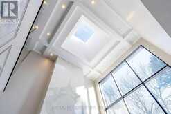 11 CHIPSTEAD ROAD | Toronto Ontario | Slide Image Nine