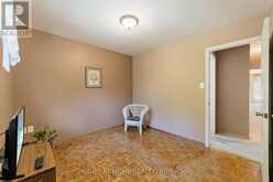450 BRIGADOON DRIVE | Hamilton Ontario | Slide Image Twenty-four
