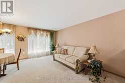 450 BRIGADOON DRIVE | Hamilton Ontario | Slide Image Five
