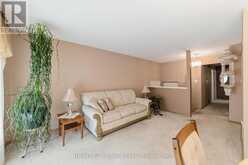 450 BRIGADOON DRIVE | Hamilton Ontario | Slide Image Eight