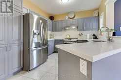 79 JEVONS DRIVE | Ajax Ontario | Slide Image Sixteen
