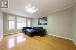 4 HISCOX COURT | Whitby Ontario | Slide Image Six