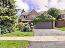 204 CROSSLAND GATE | Newmarket Ontario | Slide Image One
