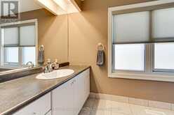 204 CROSSLAND GATE | Newmarket Ontario | Slide Image Thirty