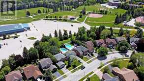 204 CROSSLAND GATE | Newmarket Ontario | Slide Image Forty-four