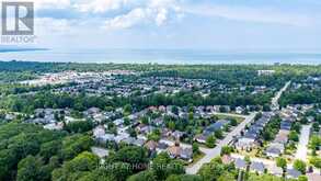 8 DEANNA DRIVE | Wasaga Beach Ontario | Slide Image Fifteen