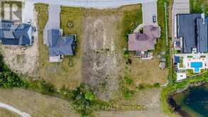 8 DEANNA DRIVE | Wasaga Beach Ontario | Slide Image Eight