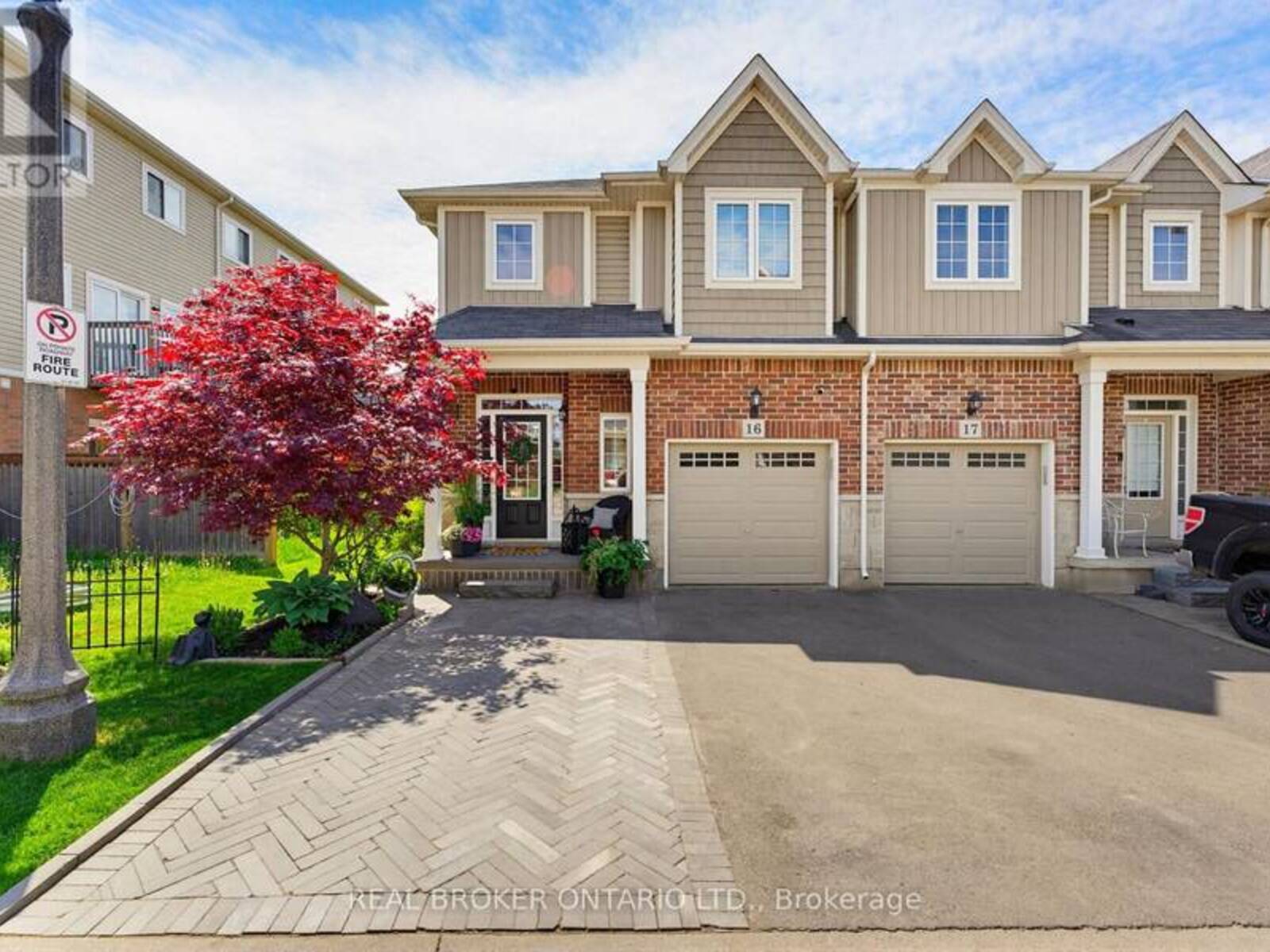 16 - 100 CHESTER DRIVE, Cambridge, Ontario N1T 0C8
