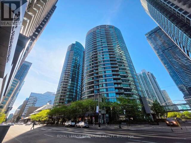 1703 - 373 FRONT STREET W Toronto Ontario, M5V 3R7 - 2 Bedrooms Waterfront Condo For Sale