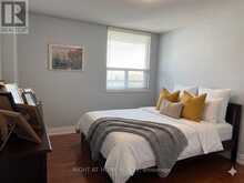 803 - 1 ROYAL ORCHARD BOULEVARD | Markham Ontario | Slide Image Sixteen