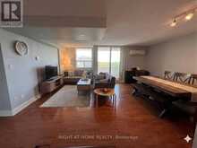 803 - 1 ROYAL ORCHARD BOULEVARD | Markham Ontario | Slide Image Nine