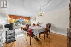 7 DAYSTROM DRIVE | Toronto Ontario | Slide Image Eight
