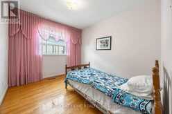 7 DAYSTROM DRIVE | Toronto Ontario | Slide Image Seventeen