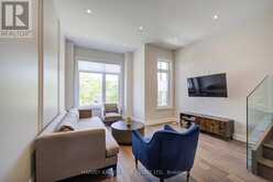 1130A ISLINGTON AVENUE | Toronto Ontario | Slide Image Thirteen