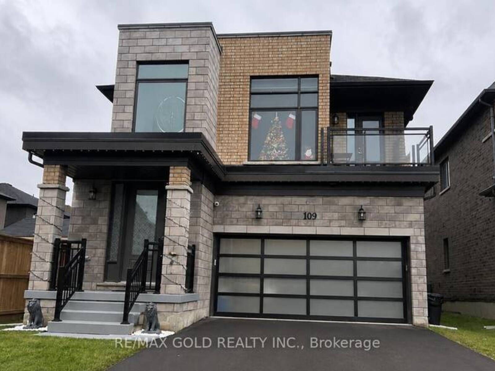 109 SILVERWOOD CRESCENT, Woodstock, Ontario N4T 0M5
