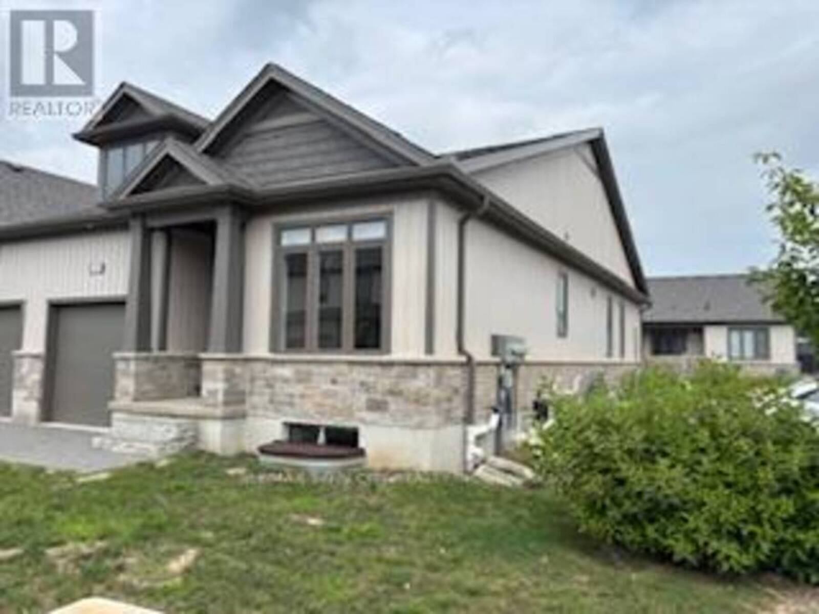 53 - 745 CHELTON ROAD, London, Ontario N6M 0J1