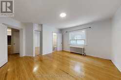 89 ORIOLE PARKWAY | Toronto Ontario | Slide Image Ten