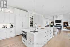 74 BEDFORD PARK AVENUE | Richmond Hill Ontario | Slide Image Fifteen