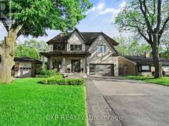 74 BEDFORD PARK AVENUE Richmond Hill Ontario, L4C 2N8